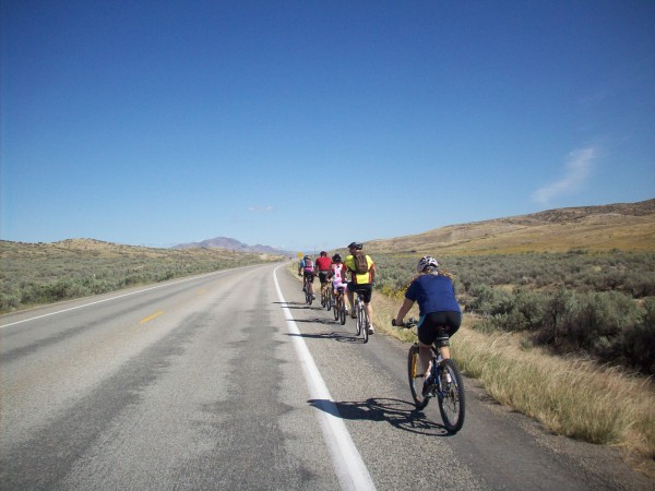 Single-file is a must on roads with high-speed traffic. Biking in large groups, group ride etiquette.
