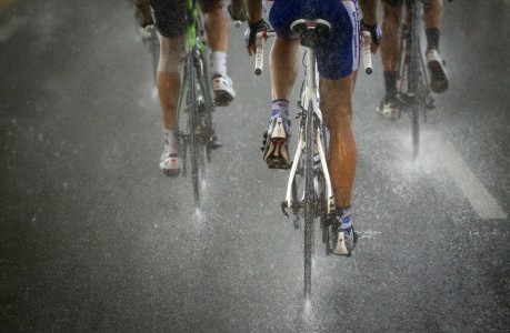 how to bike safely on wet roads